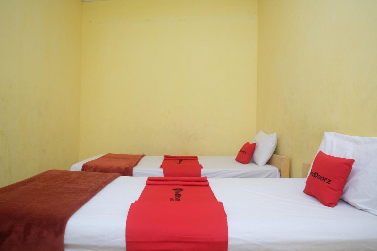 Reddoorz Near Pelabuhan Nusantara Parepare מראה חיצוני תמונה