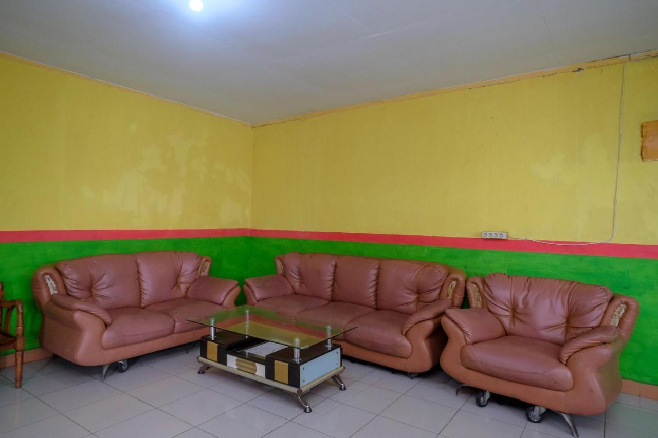 Reddoorz Near Pelabuhan Nusantara Parepare מראה חיצוני תמונה